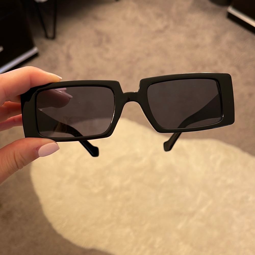 Black sunglasses